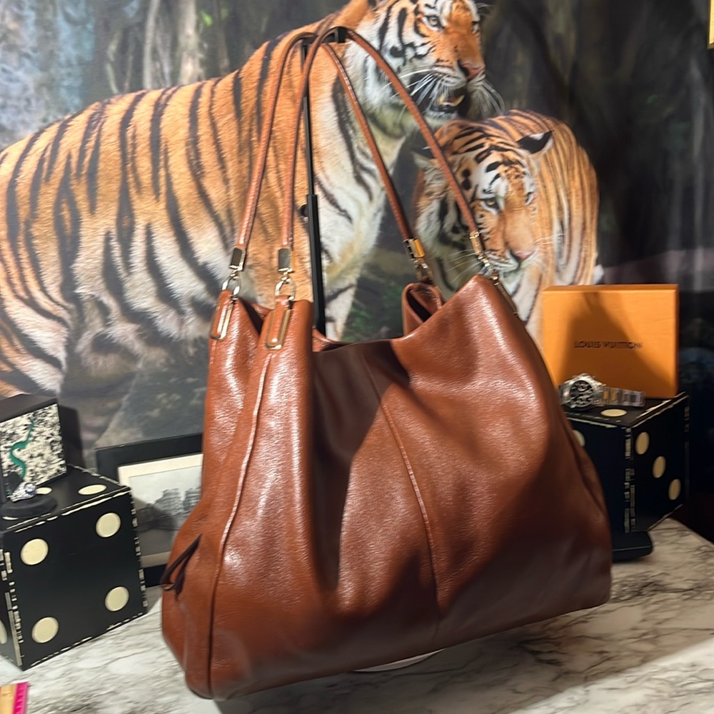 Vintage Coach shoulder bag